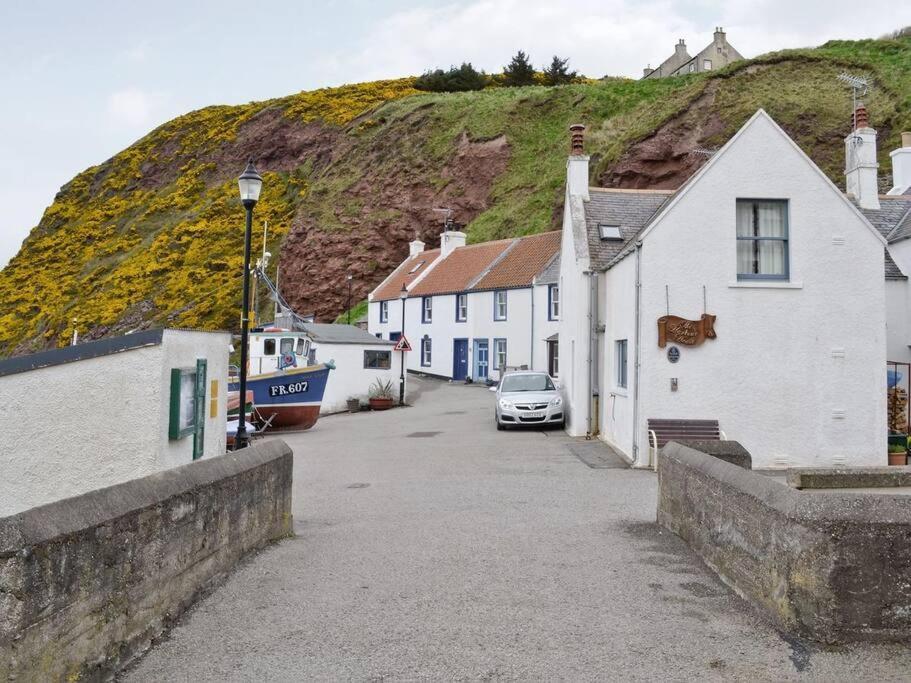 Fisherman'S Cottage In Pennan ภายนอก รูปภาพ